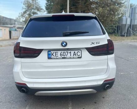 БМВ Х5 2016 в Днепре (Днепропетровске) на Automoto.ua Белый БМВ Х5, объемом двигателя 2.98 л и пробегом 107 тыс. км за 27500 $, фото 4 на Automoto.ua