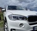 Белый БМВ Х5, объемом двигателя 2 л и пробегом 133 тыс. км за 28500 $, фото 1 на Automoto.ua