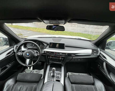 Білий БМВ Х5, об'ємом двигуна 2 л та пробігом 166 тис. км за 28000 $, фото 36 на Automoto.ua