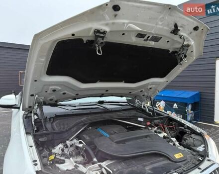 Белый БМВ Х5, объемом двигателя 2 л и пробегом 166 тыс. км за 28300 $, фото 26 на Automoto.ua