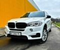 Белый БМВ Х5, объемом двигателя 2.99 л и пробегом 260 тыс. км за 30400 $, фото 1 на Automoto.ua