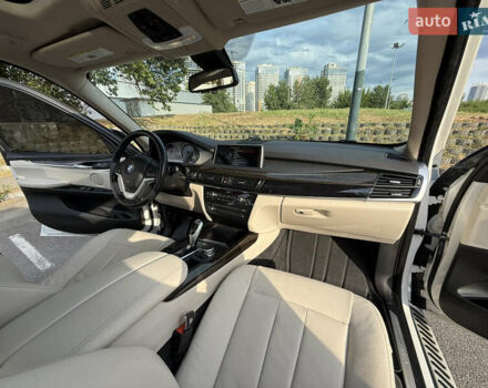 Білий БМВ Х5, об'ємом двигуна 2.98 л та пробігом 102 тис. км за 26500 $, фото 65 на Automoto.ua