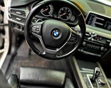 Білий БМВ Х5, об'ємом двигуна 2.99 л та пробігом 260 тис. км за 31500 $, фото 2 на Automoto.ua