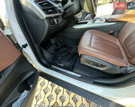 Белый БМВ Х5, объемом двигателя 2 л и пробегом 94 тыс. км за 34900 $, фото 13 на Automoto.ua