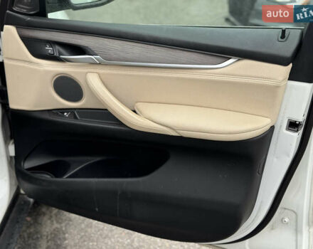 Белый БМВ Х5, объемом двигателя 2 л и пробегом 187 тыс. км за 19999 $, фото 12 на Automoto.ua