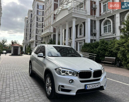 Белый БМВ Х5, объемом двигателя 2 л и пробегом 133 тыс. км за 37000 $, фото 5 на Automoto.ua