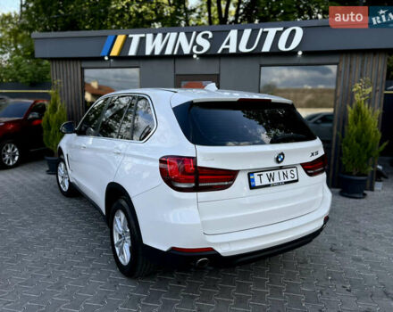 Белый БМВ Х5, объемом двигателя 2 л и пробегом 106 тыс. км за 27900 $, фото 20 на Automoto.ua