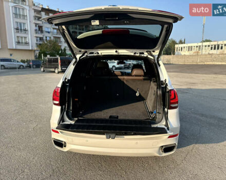 Белый БМВ Х5, объемом двигателя 4.39 л и пробегом 120 тыс. км за 33500 $, фото 12 на Automoto.ua