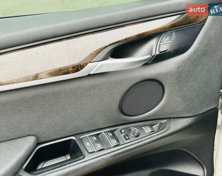 Белый БМВ Х5, объемом двигателя 3 л и пробегом 92 тыс. км за 23500 $, фото 27 на Automoto.ua