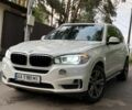 Белый БМВ Х5, объемом двигателя 3 л и пробегом 155 тыс. км за 24500 $, фото 1 на Automoto.ua