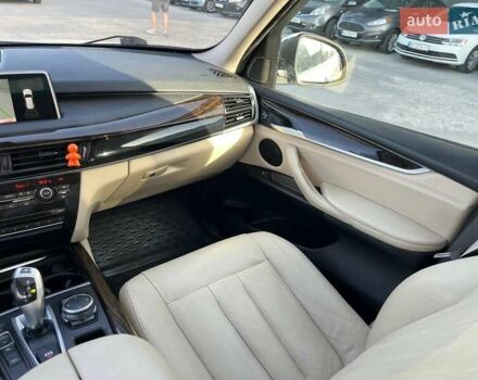 Белый БМВ Х5, объемом двигателя 3 л и пробегом 163 тыс. км за 22690 $, фото 28 на Automoto.ua