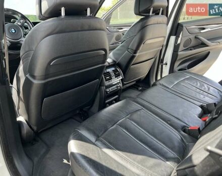 Белый БМВ Х5, объемом двигателя 2.99 л и пробегом 184 тыс. км за 34200 $, фото 4 на Automoto.ua