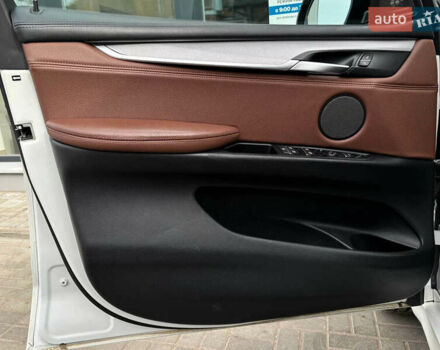 Белый БМВ Х5, объемом двигателя 2.99 л и пробегом 127 тыс. км за 24000 $, фото 6 на Automoto.ua