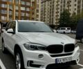 Білий БМВ Х5, об'ємом двигуна 2 л та пробігом 148 тис. км за 21390 $, фото 1 на Automoto.ua