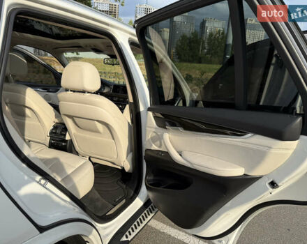 Білий БМВ Х5, об'ємом двигуна 2.98 л та пробігом 102 тис. км за 26500 $, фото 54 на Automoto.ua