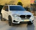 Белый БМВ Х5, объемом двигателя 2.98 л и пробегом 165 тыс. км за 26500 $, фото 1 на Automoto.ua