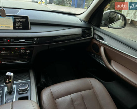 Белый БМВ Х5, объемом двигателя 2 л и пробегом 133 тыс. км за 37000 $, фото 24 на Automoto.ua