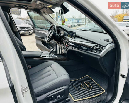 Белый БМВ Х5, объемом двигателя 3 л и пробегом 92 тыс. км за 23500 $, фото 24 на Automoto.ua