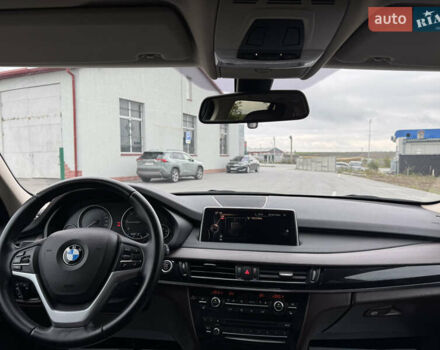 БМВ Х5 2016 в Тернополе на Automoto.ua Белый БМВ Х5, объемом двигателя 2 л и пробегом 137 тыс. км за 30500 $, фото 31 на Automoto.ua