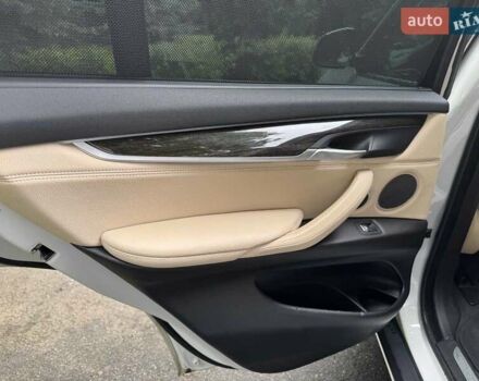 Белый БМВ Х5, объемом двигателя 3 л и пробегом 184 тыс. км за 30790 $, фото 16 на Automoto.ua