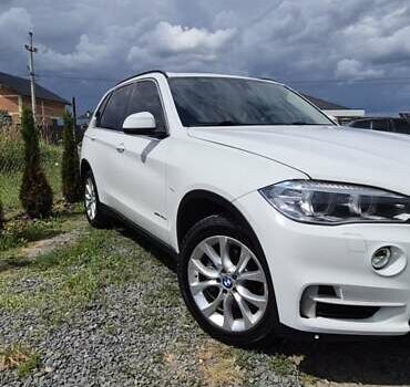 Белый БМВ Х5, объемом двигателя 2 л и пробегом 133 тыс. км за 28500 $, фото 10 на Automoto.ua