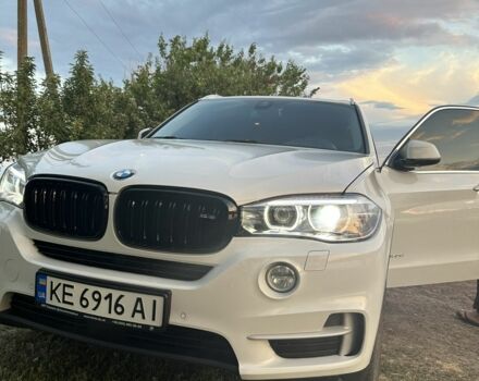 Білий БМВ Х5, об'ємом двигуна 3 л та пробігом 260 тис. км за 32500 $, фото 5 на Automoto.ua