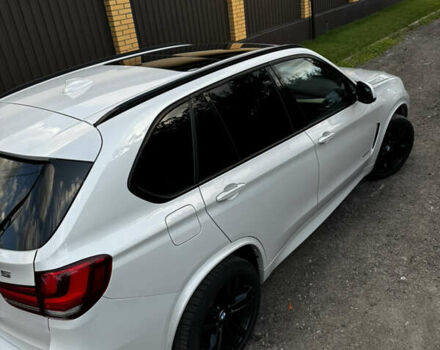 Белый БМВ Х5, объемом двигателя 2.99 л и пробегом 146 тыс. км за 38200 $, фото 1 на Automoto.ua