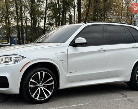 Білий БМВ Х5, об'ємом двигуна 2 л та пробігом 162 тис. км за 27900 $, фото 2 на Automoto.ua