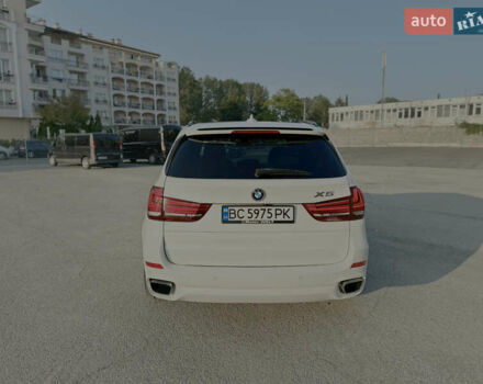 Белый БМВ Х5, объемом двигателя 4.39 л и пробегом 120 тыс. км за 33500 $, фото 16 на Automoto.ua