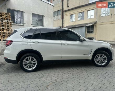 Білий БМВ Х5, об'ємом двигуна 2 л та пробігом 116 тис. км за 28500 $, фото 4 на Automoto.ua