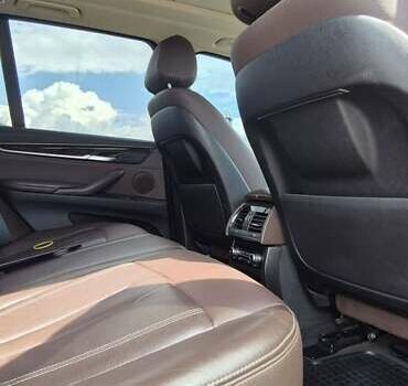 Белый БМВ Х5, объемом двигателя 2 л и пробегом 133 тыс. км за 28500 $, фото 13 на Automoto.ua