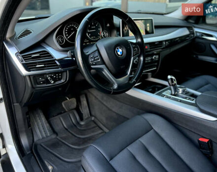 Белый БМВ Х5, объемом двигателя 2 л и пробегом 106 тыс. км за 27900 $, фото 23 на Automoto.ua