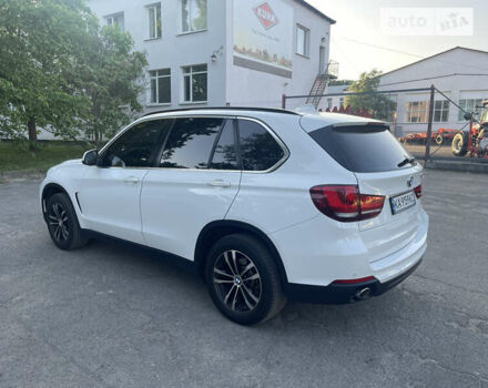 Білий БМВ Х5, об'ємом двигуна 2 л та пробігом 158 тис. км за 26000 $, фото 6 на Automoto.ua