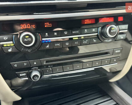 Білий БМВ Х5, об'ємом двигуна 2 л та пробігом 162 тис. км за 27900 $, фото 34 на Automoto.ua