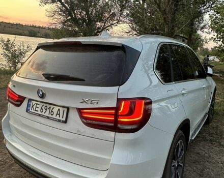 Білий БМВ Х5, об'ємом двигуна 3 л та пробігом 260 тис. км за 32500 $, фото 3 на Automoto.ua