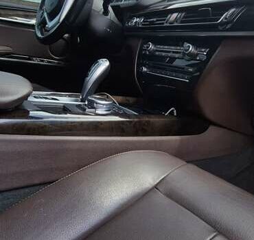 Белый БМВ Х5, объемом двигателя 2 л и пробегом 133 тыс. км за 28500 $, фото 23 на Automoto.ua