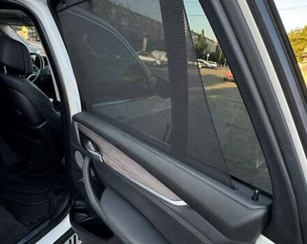 Белый БМВ Х5, объемом двигателя 2 л и пробегом 206 тыс. км за 26999 $, фото 57 на Automoto.ua