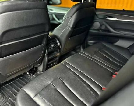 Білий БМВ Х5, об'ємом двигуна 2.99 л та пробігом 260 тис. км за 31500 $, фото 4 на Automoto.ua