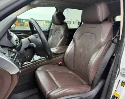 Білий БМВ Х5, об'ємом двигуна 3 л та пробігом 115 тис. км за 15500 $, фото 9 на Automoto.ua