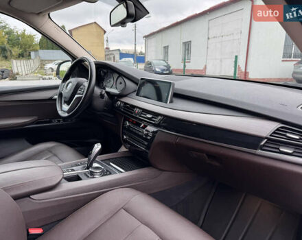 БМВ Х5 2016 в Тернополе на Automoto.ua Белый БМВ Х5, объемом двигателя 2 л и пробегом 137 тыс. км за 30500 $, фото 41 на Automoto.ua