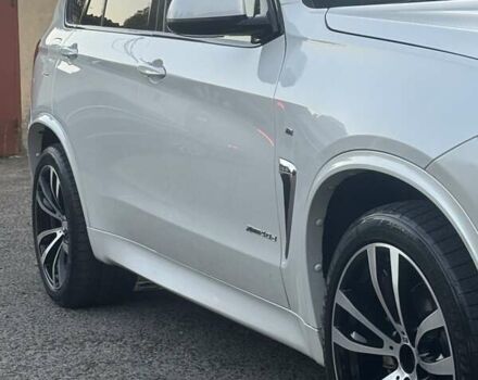 Белый БМВ Х5, объемом двигателя 2.99 л и пробегом 179 тыс. км за 35000 $, фото 4 на Automoto.ua