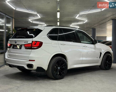 Білий БМВ Х5, об'ємом двигуна 4.39 л та пробігом 147 тис. км за 32900 $, фото 14 на Automoto.ua