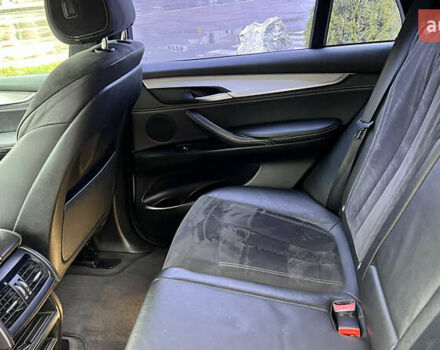 Білий БМВ Х5, об'ємом двигуна 2 л та пробігом 166 тис. км за 28000 $, фото 29 на Automoto.ua