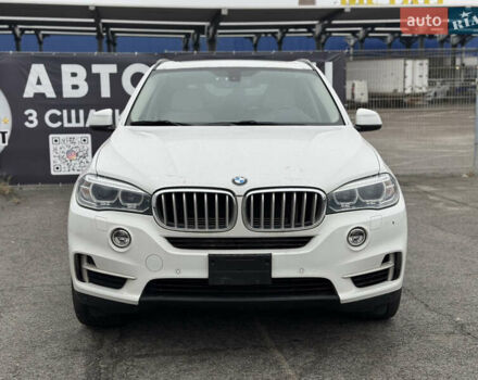 Белый БМВ Х5, объемом двигателя 2 л и пробегом 187 тыс. км за 19999 $, фото 1 на Automoto.ua