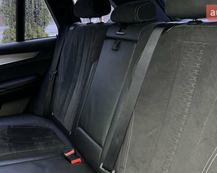 Білий БМВ Х5, об'ємом двигуна 2 л та пробігом 166 тис. км за 28000 $, фото 30 на Automoto.ua