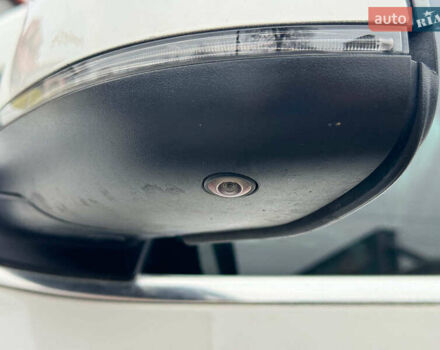 Белый БМВ Х5, объемом двигателя 2 л и пробегом 95 тыс. км за 29990 $, фото 13 на Automoto.ua