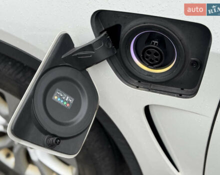 Белый БМВ Х5, объемом двигателя 2 л и пробегом 187 тыс. км за 19999 $, фото 21 на Automoto.ua