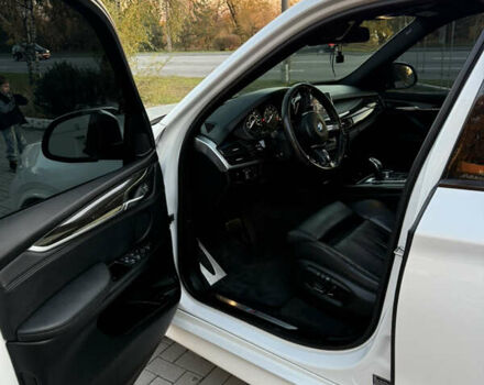 Белый БМВ Х5, объемом двигателя 2.98 л и пробегом 205 тыс. км за 27000 $, фото 7 на Automoto.ua