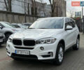 Белый БМВ Х5, объемом двигателя 2 л и пробегом 170 тыс. км за 21900 $, фото 2 на Automoto.ua