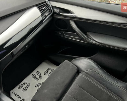 Білий БМВ Х5, об'ємом двигуна 2 л та пробігом 166 тис. км за 28000 $, фото 17 на Automoto.ua